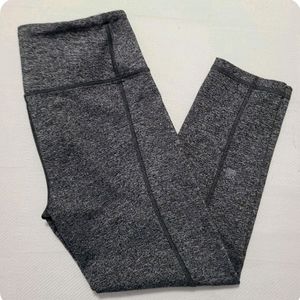 Victoria Secret VSX Sport Capri Leggings Size Small Heathered Gray